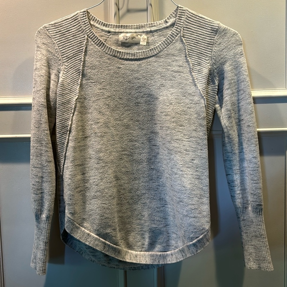 RD Style Gray Sweater